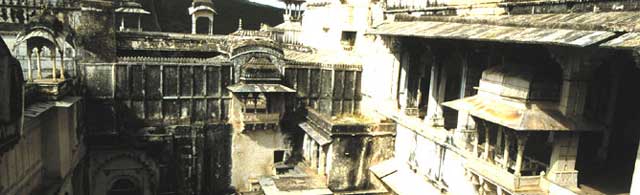 Bundi Day Tour, Rajasthan, Tourism, Monuments, Attractions, Travel Tips, Shopping